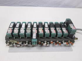 0825a415m017n61 Numatics Lot Of 11 082sa415m017n Solenoid Valves With Manifold T68