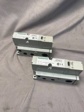 122ba400m000060 Numatics 12v Sing. Sol. Valve With Stand Alone 1/4 Inch Npt Base 1pc