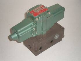 12dsa436ka Numatics Pneumatic Valve With Base 120 Vac Coils Free Shipping