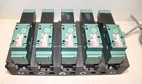 252sa400m017n61 Numatics 252sa400m017n61. Ak25b-5 5x 24vdc 6 Watt Valve Base Block 3/4 Inch -1/2 Prt
