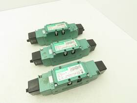 134bb400kp14d30 Numatics I34bb400kp14d30 Pneumatic Air Solenoid Valve 150psi 110-120vac Lot Of 3