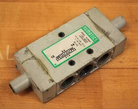L23jj5520 Numatics Solenoid Valve Block 14.5-145 Psig 1-10 Bar - Used