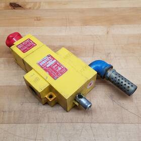 Vt40n06y Numatics Exhaust Lockout Valve 3/4 Inch Npt - Used
