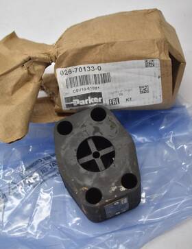 C5v10-610b1 Parker 026-70133-0 Direct Operated Check Valve Sae Flange Series C5v Rusted