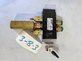 410811000 Parker Spool Valve With Extras