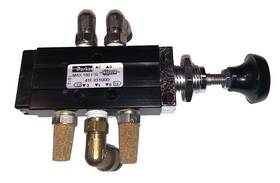 410931000 Parker Button Operated 4-way 5-port 1/8 Port 2-position Valve