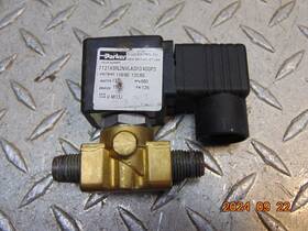 7121kbn2nvlagfd400p3 Parker Solenoid Valve 13w 125psi 1/8 Inch 110/120v Coil