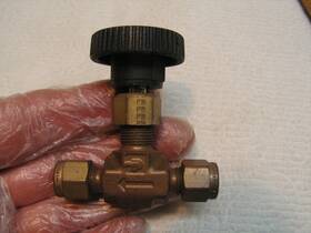 V4ln-b Parker 770773548596 1/4 Inch Od Copper Tubing Control Needle Valve 1pcs 23xd 4z A Best I