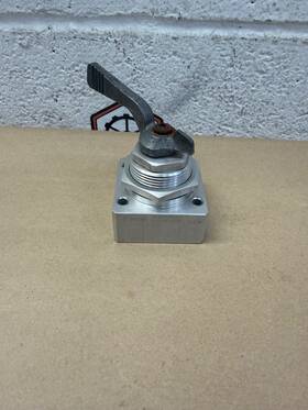 8443e-6d28p Parker Mini Low Torque Valve