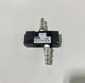 B3k0000xxc Parker Position Double Air Pilot Valve 3/8 Inch 145 Psi Max