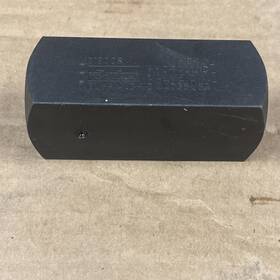 C1200-10kj Parker C1200s-10k In-line Check Valve 3/4npt - Used