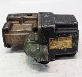 Cc112501 Parker Pneumatic Solenoid-actuated Air Control Valve Vac-150psig 120v