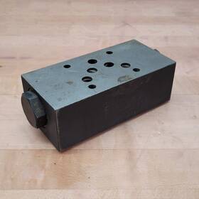 Cp0m3d-10gy Parker Pilot Check Valve - Used