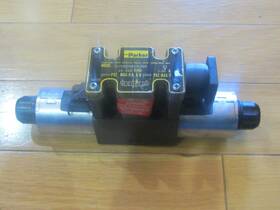D1vw004cnjg5 Parker Directional Control Valve 5000 Psi 24vdc Exc. Cond-perfect