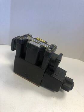 D1vw20bvycf4-75 Parker Single Solenoid Hyd Valve Model. D1vw20bvycf4 75
