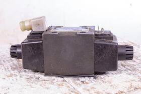 D3dw3cnyp5 Parker 30 Hydraulic Valve