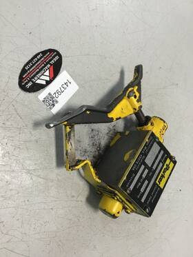143792 Parker D3mr4b Directional Control Valve 10 Used #143792