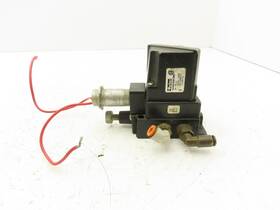 Gg20025b01m05 Parker Pneumatic Air 4/2 Solenoid Control Valve 120v 1/4 Inch Npt