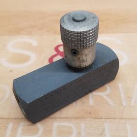 F-400-s11 Parker Hannifin Colorflow Control Valve 1/4 Inch Npt - Used