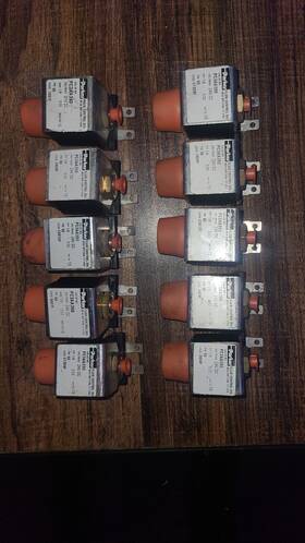 Pc3aa390 Parker Solenoid Valve Lot Of 10