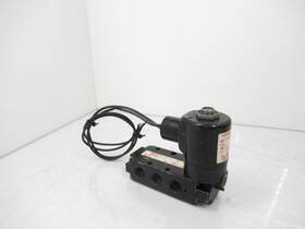 520011115 Parker Schrader Bellows Solenoid Valve Assembly