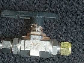 8a-b8lj-ssp Parker Swagelok 1/2 Inch Ball Valve