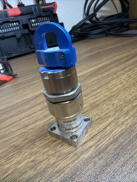 Sm930ms102ck Parker Veriflo Pn. 45900582 2 Port Diaphragm Valve Used Cn 96993