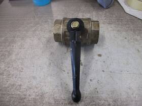 Dn-38 Pel Ball Valve Size 1 1/2 Inch Used