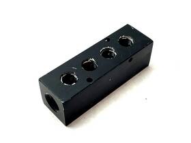 Pcm30-375-04b Polyconn Manifold 4-port 3/8 Inch Out 1/2 In