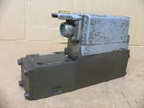 0811404642 Rexroth Directional Control Valve