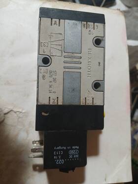 207...00670 Rexroth 577-715 Pneumatic 577 24 Vdc Valve