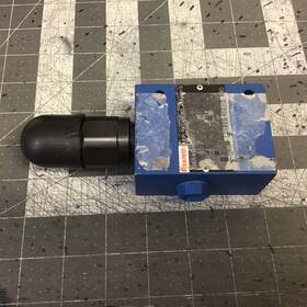 R900486363directional Rexroth R900486363 New Control Valve / Lz19k
