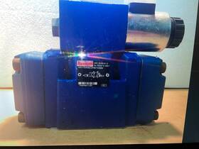 R978919112 Rexroth R901108991 Directional Control Valve Mnr R900933391 And