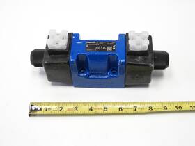 R901487110 Rexroth 4we10e5x/ew120n9k4/m Directional Spool Valve