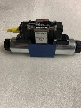 R900979696 Rexroth R978872815 R900075384 Model 4we 6 J62/eg24 Directional Control Valve