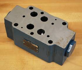 Z2s16-b1-51-a2-30 Rexroth Z2s16b-1-51-a2-30 Hydraulic Check Valve. 328-799 - Used