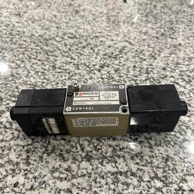 W7016a2332 Ross Controls / Used