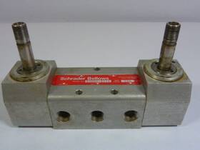 53000-2115 Schrader Bellows Solenoid Valve 110/120v 50/60hz 3/8inch 150psi Used