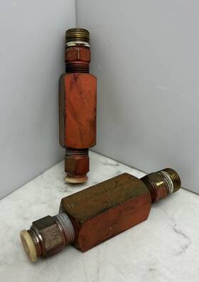 3393002 Schrader Bellows 2 Pack Check Valve 250 Psig Max Used