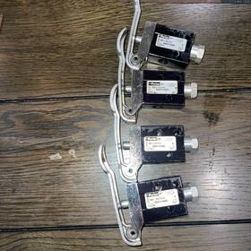 404711000 Schrader Bellows 4- Parker Manual Air Control Valve 3way 2 Position 1/8in Npt