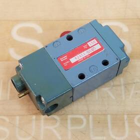 52451-0000 Schrader Bellows Valve - Used