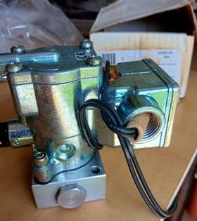 N1952900153 Schrader Bellows Parker Mini King Valve New In Original Box