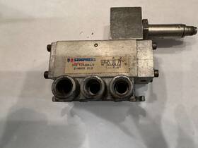 113-grlv24v Sempress 113-gr-lv Ivg Pneumatic Pilot Valve 24v 2146631 Ivg113grlv
