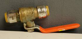 3689577 Sharkbite Valve 1/2 Inch Push-to-connect Brass