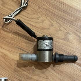 N240-84f Shinwa Controls Solenoid Valve 0.49mpa 100vac Bc Chemistry Analyzer