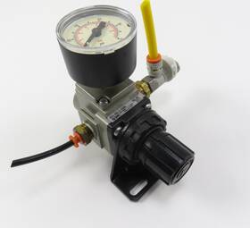 Ar20-n02-z-x2005 Smc Regulator Valve With Gauge