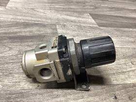 Ar3060-03 Smc Pneumatic Valve #124n43 Si