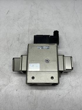 Av5000-n06-5dz Smc Pneumatic Soft Start Valve 3/4 Inch Ports
