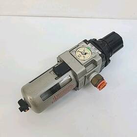 Aw30-n03e-z Smc Pneumatic Regulator Filter 7 125 Psi Aw30n03ez