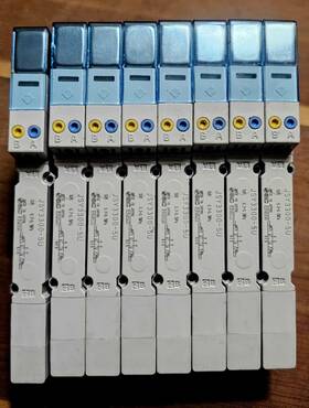 Jsy3300-5u Smc 8 Solenoid Valve Used. Lot Of Free Shipping